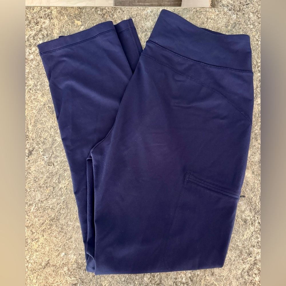 Duluth Trading Co Women's Navy Leggings - Picture 5 of 5